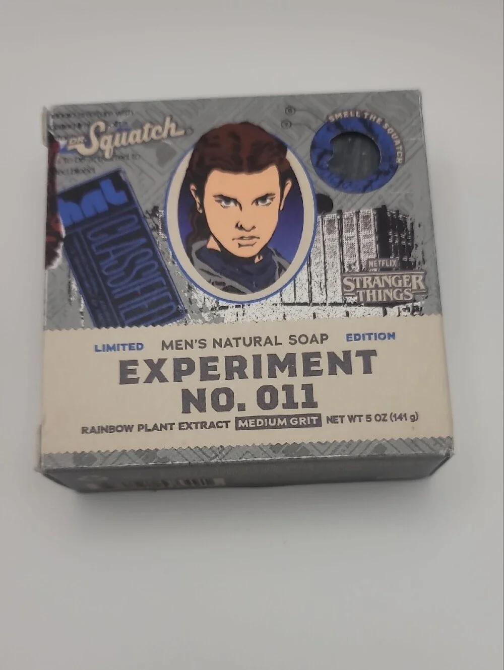 Dr. Squatch Stranger Things Experiment No. 011 Men's Natural Soap - Blue & Cream